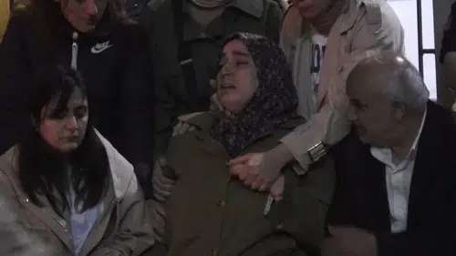 Kalp krizi geçiren genç polis memuru için gece yarısı tören