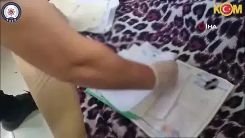Emekli operasyonu: Ayak basmadıkları ülkeden emekli olmuşlar