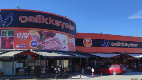 Konya'nın zincir marketi büyük indirimi duyurdu: 999 TL'ye televizyon var
