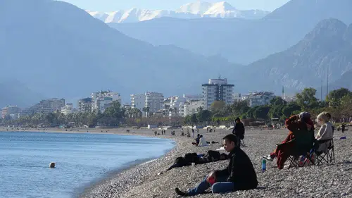 Bu plajlarda artık sigara içmek yasak: Sahillere sigara yasağı