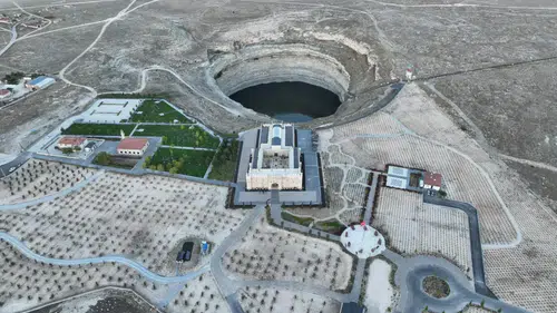 Konya'nın en derin çukurunda nefes kesen macera: Sörf heyecanı yaşandı