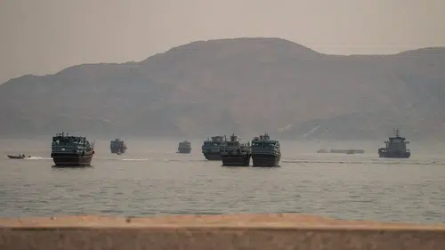Türk gemileri Hürmüz Boğazı’ndan geçmeye başladı