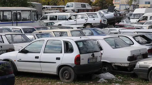 Trafikte sigortasız, muayenesiz milyonlarca araç için kanun teklifi