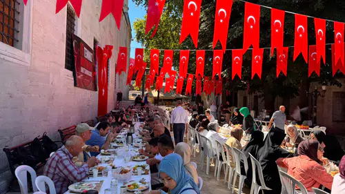 15 Temmuz şehitleri için buluştular: Üsküdar'da yas ve hüzün