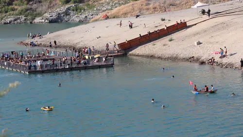 Karapınar'da Acıgöl ve lavanta bahçesi uğrak noktası oldu