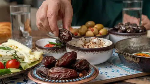 Cuma günü oruç tutmak neden mekruh: Nafile orucun sevabı