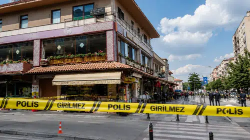 Konya'da restoranda silahlı kavga: Alacak meselesi kanlı bitti, şüpheli yakalandı