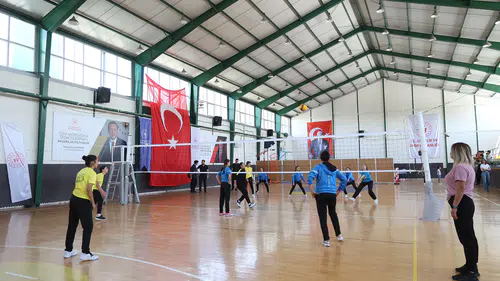 12 bin öğrenci Konya'daki bu okullarda eğitime başladı: Yaz start aldı