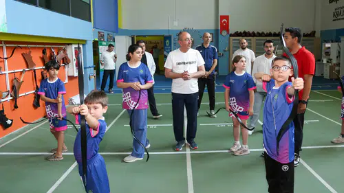 Başkan Kavuş, yaz okullarında çocukların heyecanına ortak oldu
