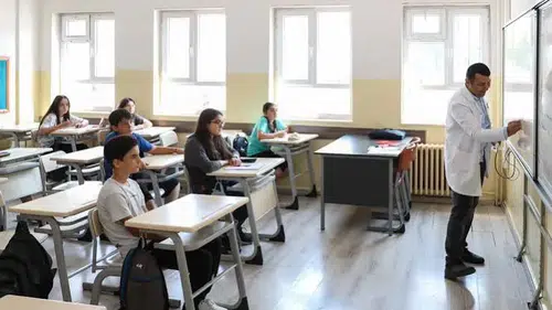 Yeni eğitim öğretim yılı: İşte 26 maddede öğretmen, öğrenci ve velilerin zorunlulukları