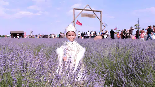 Konya'da büyüleyen festival: Türkiye'nin en büyüğü