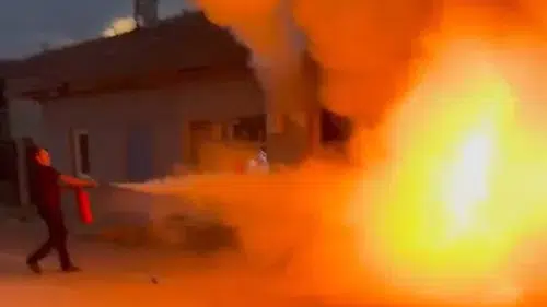 Konya'daki ot yangını motosiklete sıçradı