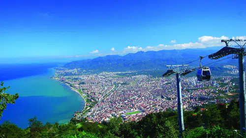 Bu köyün fıkra gibi hikayesi var: Kime sorsan Sarı diyor