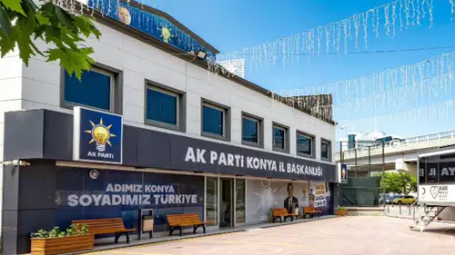 AK Parti Konya'da büyük değişim: Üçüncü başkan gitti
