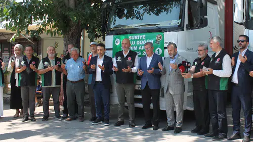 Konya'daki tırlar umut için yola çıktı: Nişanlı çiftleri sevindirecek