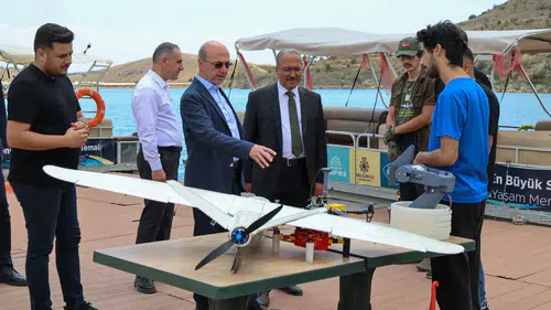 Konya'nın devasa parkında öğrenciler geleceğe hazırlanıyor
