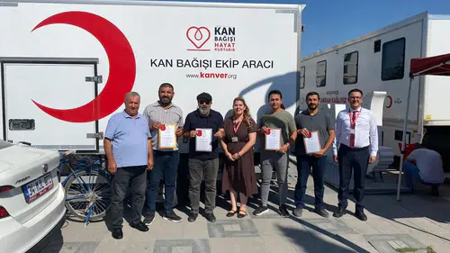 Konya'daki Kızılay kan bağışçıları madalyalarını aldı