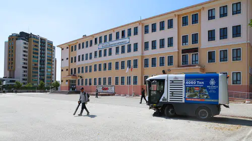 Selçuklu'da okullar yeni eğitim yılına hazırlanıyor