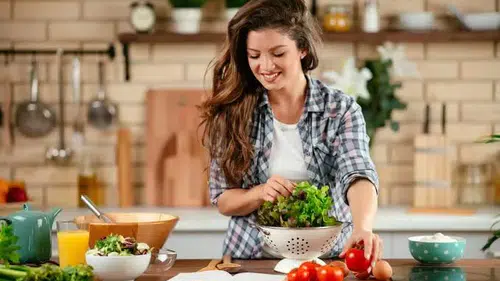Yaz aylarında diyet yapanlar: Tek tip ya da 1 öğün beslenmek