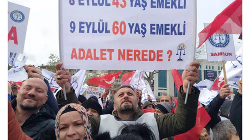 'Üniversite öğrencisiydik bedel ödüyoruz': Kademeli emeklilikte 'adalet' çağrısı