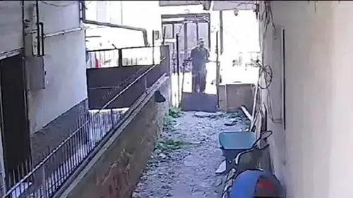 Hurdacıdan ilginç hurda toplama taktiği: Polis böyle devreye girdi