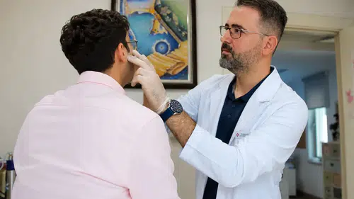 Uzmanlardan kritik uyarı: Güneş kremindeki bu hata cildi korumuyor!