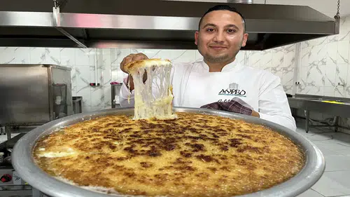 Ustası, dünya tatlısı künefenin sırrını açıkladı