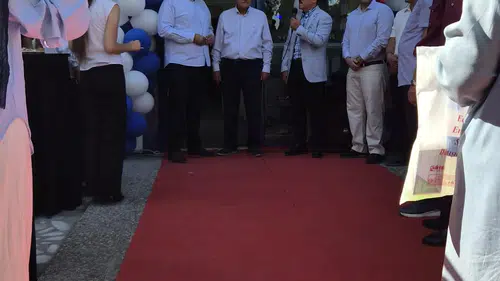 Luera Kozmetik Nalçacı Caddesinde hizmete açıldı