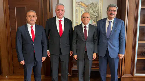 Konyalı yöneticiler meslekleri için Bakan Şimşek'in yanına gitti