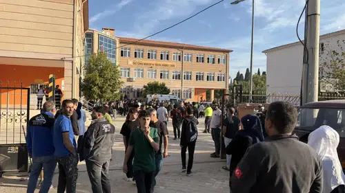 Anne babalar dikkat: Okul saldırıları çocuklarda psikolojik travmayı tetikliyor