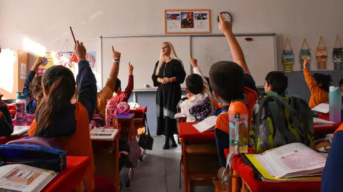 Ders programı sil baştan: Öğrencilere dersleri yapay zekâ dağıtacak