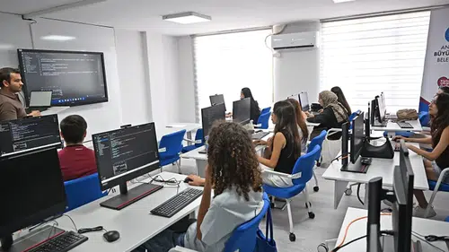Gençler için dijital kariyer: O sistem devreye girdi
