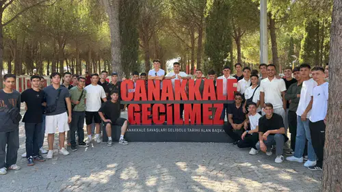 Konyalı gençler Çanakkale’de tarihe yolculuk yaptı