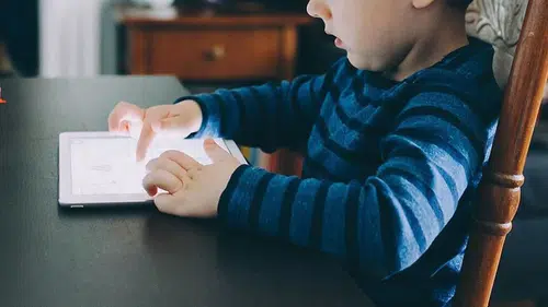 Yaş nasıl tespit edilecek: Çocuklara dönük sosyal medya yasağı