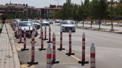 Ehliyet sınavlarında yeni dönem hazırlığı: Serbest güzergah geliyor