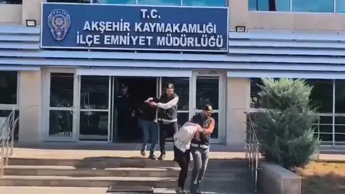 Manisa'da dolandırdılar, Konya'da altınlarla yakalandılar