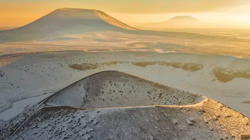 Konya'nın dünyaya açılan kapısı: Nazar Boncuğu gelinliği giydi