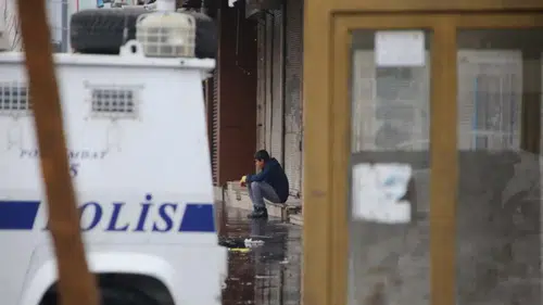 "Çocuğum suça karıştı ne yapayım": Ailelerin en çok sorduğu soru cevap buldu