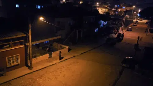 Balıkesir'de deprem fırtınası: Kent sallanmaya devam ediyor