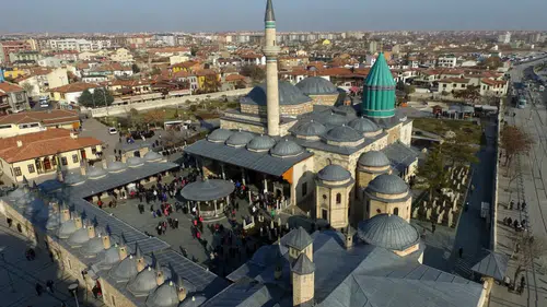 Neden 1001 gün çile çekiliyordu: Mevlana Müzesi'ndeki Derviş hücreleri