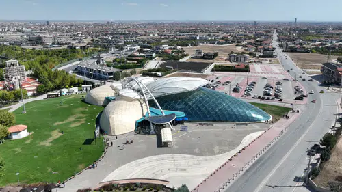 Konya’da hasret dindi. Kelebekler 1 ay sonra yeniden kanat çırpıyor