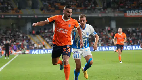 Başakşehir, Deniz Türüç ile yolunu ayırdı: Konyaspor'a imzalıyor