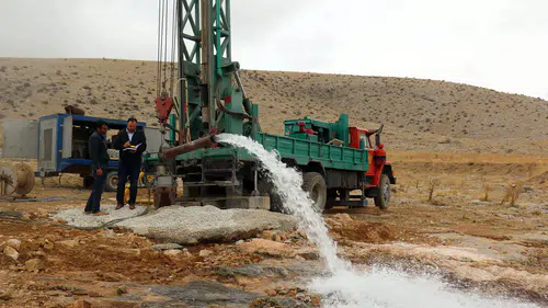 Konya'nın 179 noktası işaretlendi: Su için metrelerce derine iniliyor