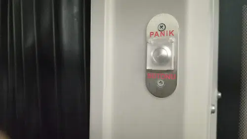 Güvende miyiz: Toplu taşıma ve taksilerde "panik butonu" dönemi