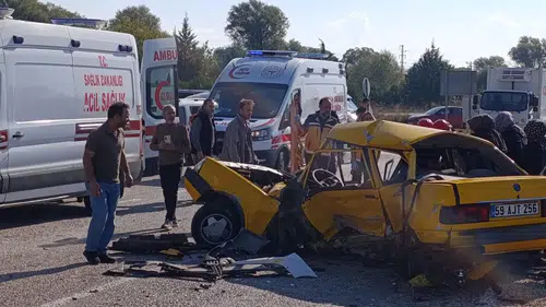 Konya'da kuş serisi araç pert oldu: Çok sayıda ölü ve yaralı var