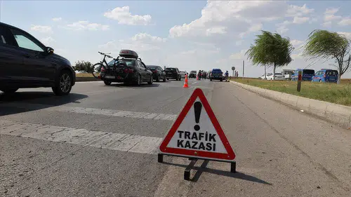 Konya'da işçileri taşıyan servis kaza yaptı: Çok sayıda yaralı var
