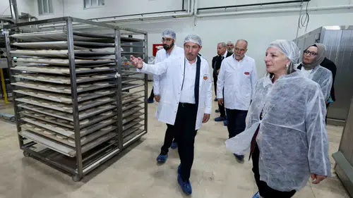 Konyalılar kaliteli ve sağlıklı ekmeğe kolay erişiyor: Karatay model oldu