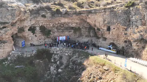 Konya’da mağaranın kapısı aralandı: Hazine değerinde ürün çıktı