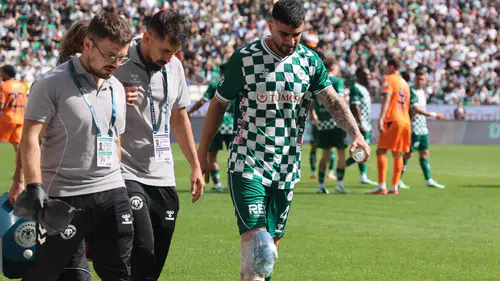 Konyaspor'a büyük şok: Adil'in çapraz bağları yırtıldı