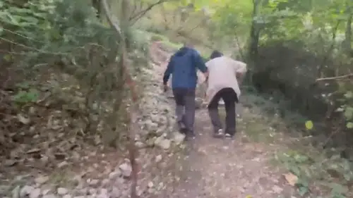 Yürekleri dağlayan hikâye: Oğlunun mağarada yaşadığını öğrenen 83 yaşındaki baba
